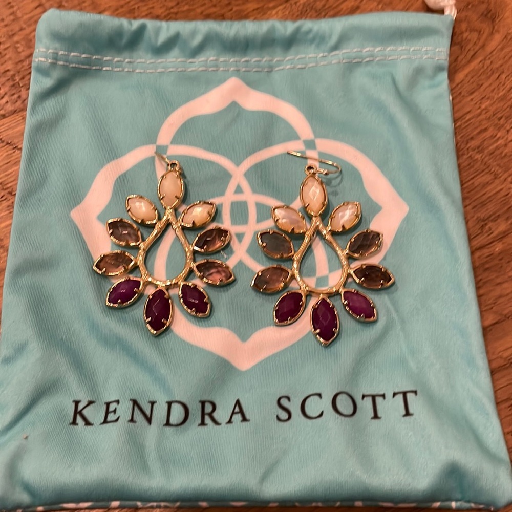 Vintage Nylas Kendra Scott Earrings